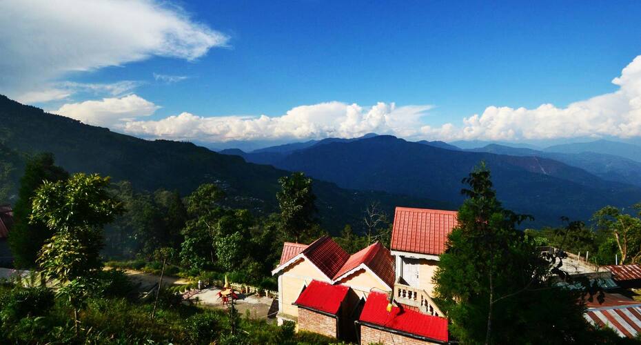 Abiraj Homestay, Darjeeling 4